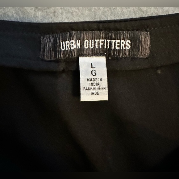 Urban Outfitters Milina Embellished Cami Top black size L - Picture 8 of 8